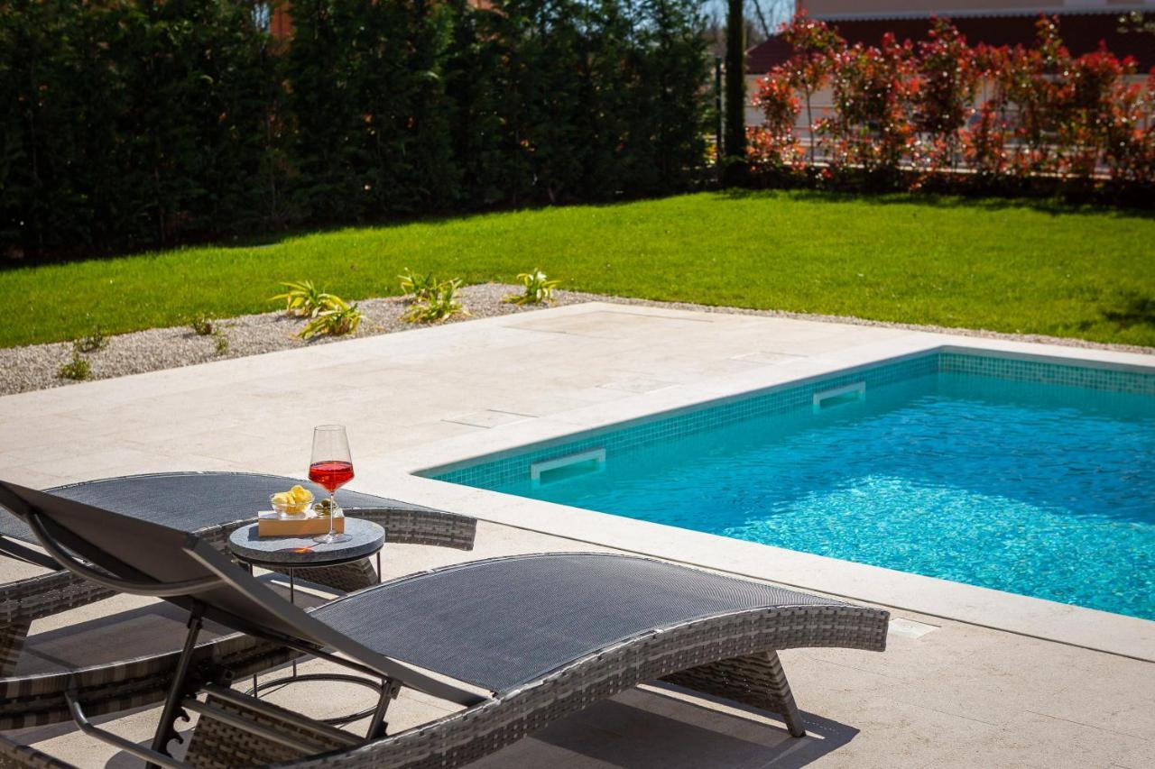 Villa Florence By Ilc-Istria Luxury Collection Brtonigla Εξωτερικό φωτογραφία